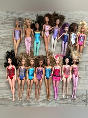 Lot of 16 Mattel Barbie Dolls